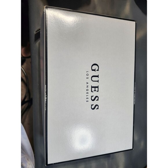 GUESS LOVEN lace-up SNEAKERS - SIZE 8.5M - BLACK/gold - - Picture 8 of 8